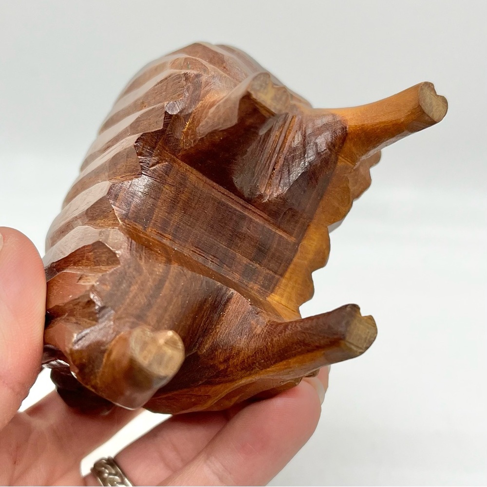 Wooden Llama Sculpture Home Tabletop Shelf Decor - Picture 5 of 7